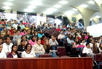 Alunos do Conde conseguem apoio de vereadores