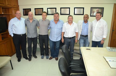 Câmara dá posse ao vereador Cícero da Saúde