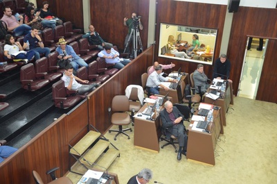 Câmara vota instituição do Dia do Médico Veterinário