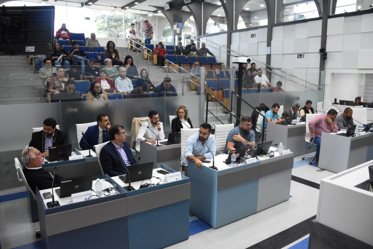 Confira o que foi discutido na Sessão da Câmara de 22 de abril