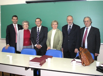 Consultor Jampaulo Jr. recebe título de doutor