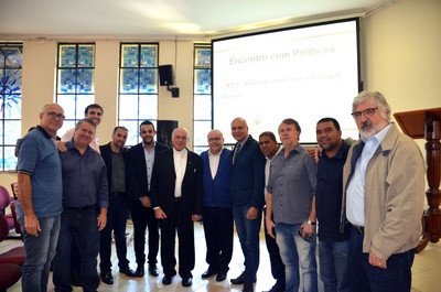 Diocese de Jundiaí promove encontro com vereadores, deputados e prefeitos da região