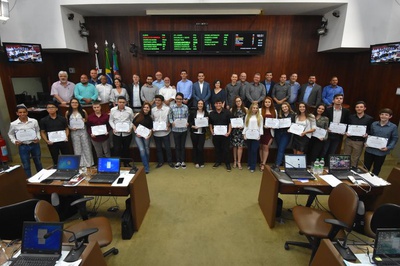 Encontro de gerações na diplomação dos Jovens Vereadores de Jundiaí