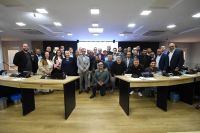 Grande encontro entre Parlamento Regional Intermunicipal e vereadores marca avanço em articulação conjunta por políticas públicas para a Região Metropolitana de Jundiaí
