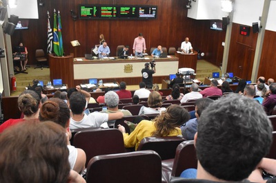 Idosos, pessoas com deficiência ou com mobilidade reduzida poderão receber medicamentos em casa