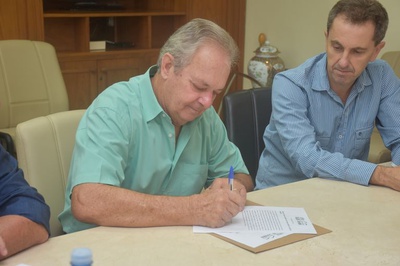 José Carlos Grapeia toma posse como suplente de Cristiano Lopes