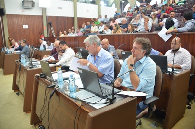 Moções e vetos complementam pauta da 2ª sessão da Câmara