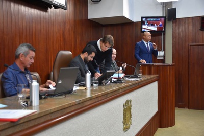 Ônibus deverão ter identificação em braile 