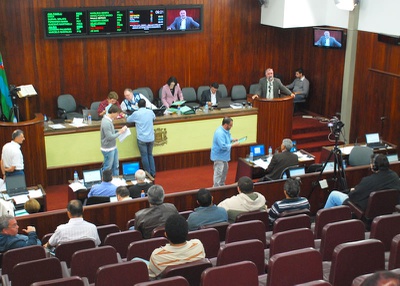 Projeto exige sensor de metais em casas noturnas