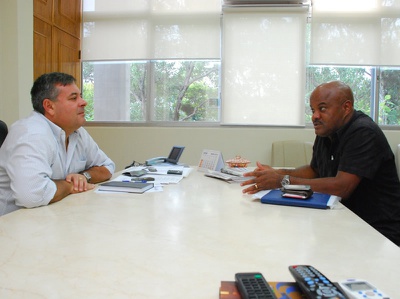 Sartori recebe Caé dos Metalúrgicos