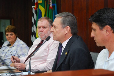 Sessão tem a presença do deputado Bigardi