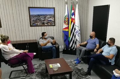 Vereadores de Jundiaí visitam Câmara de Itupeva