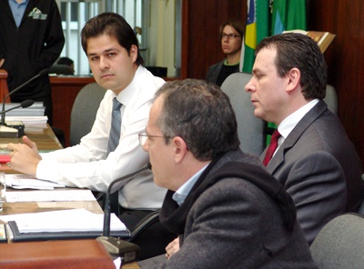 Vereadores discutem orçamento com secretários