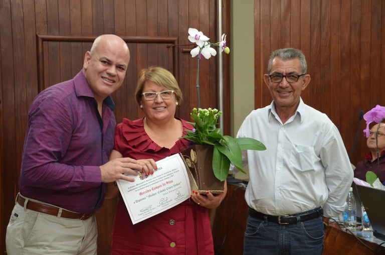 Homenagem à MERCEDES CAMPOS DA SILVA