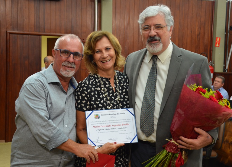 Homenagem à Mariza Cavenaghi Argentino Pomílio