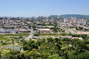 Vista do Paço Municipal, com Jardim Botânico em primeiro plano