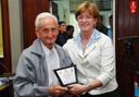 Vereadora Marilena Negro entrega homenagem ao sr. Romeu Rullo