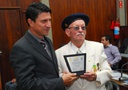 Vereador Silvio Ermani entrega homenagem ao sr. Joaquim Caetano da Silva