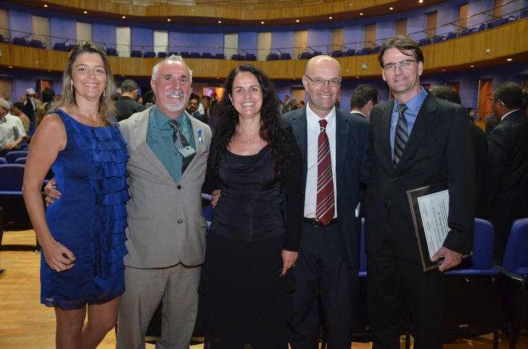 98. Ver. Paulo Sergio Martins com homenageado Dr. Gustavo Ungaro e convidados